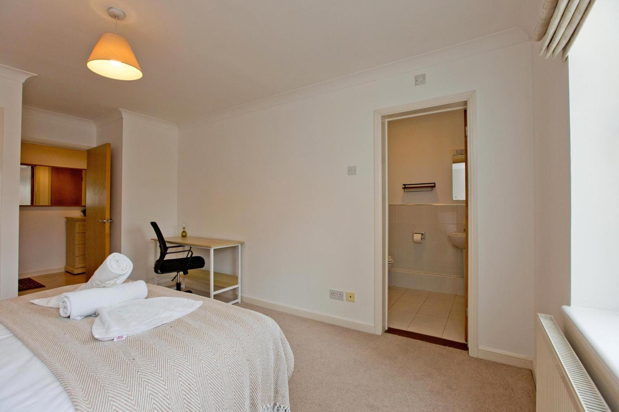 Imperial Onedin Point-Tower Hill Apartment Londen Buitenkant foto