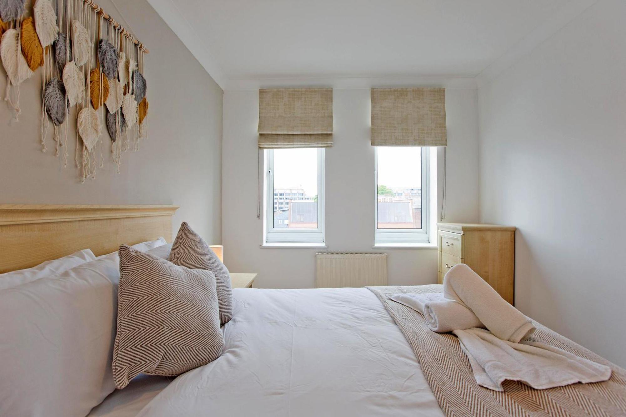 Imperial Onedin Point-Tower Hill Apartment Londen Buitenkant foto