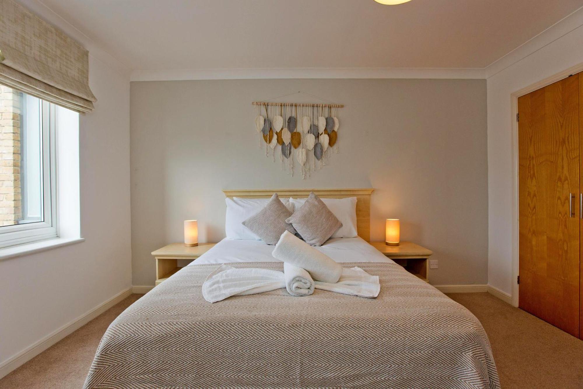 Imperial Onedin Point-Tower Hill Apartment Londen Buitenkant foto
